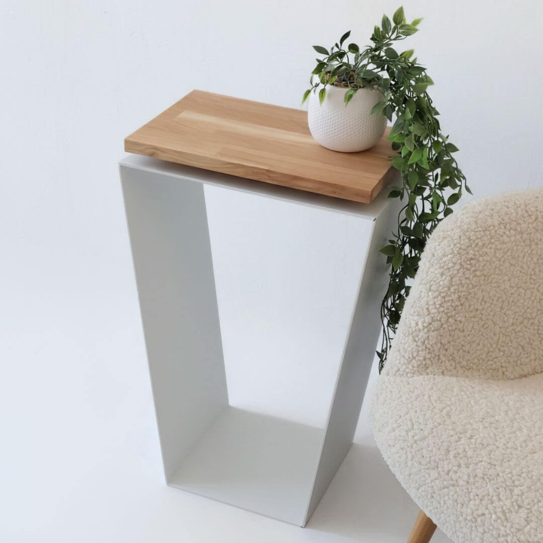 Baltas svetaines staliukas ELLA-2 - modernus baldas namams ar komercinėje erdvėje