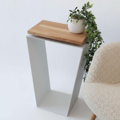 Baltas svetaines staliukas ELLA-2 - modernus baldas namams ar komercinėje erdvėje