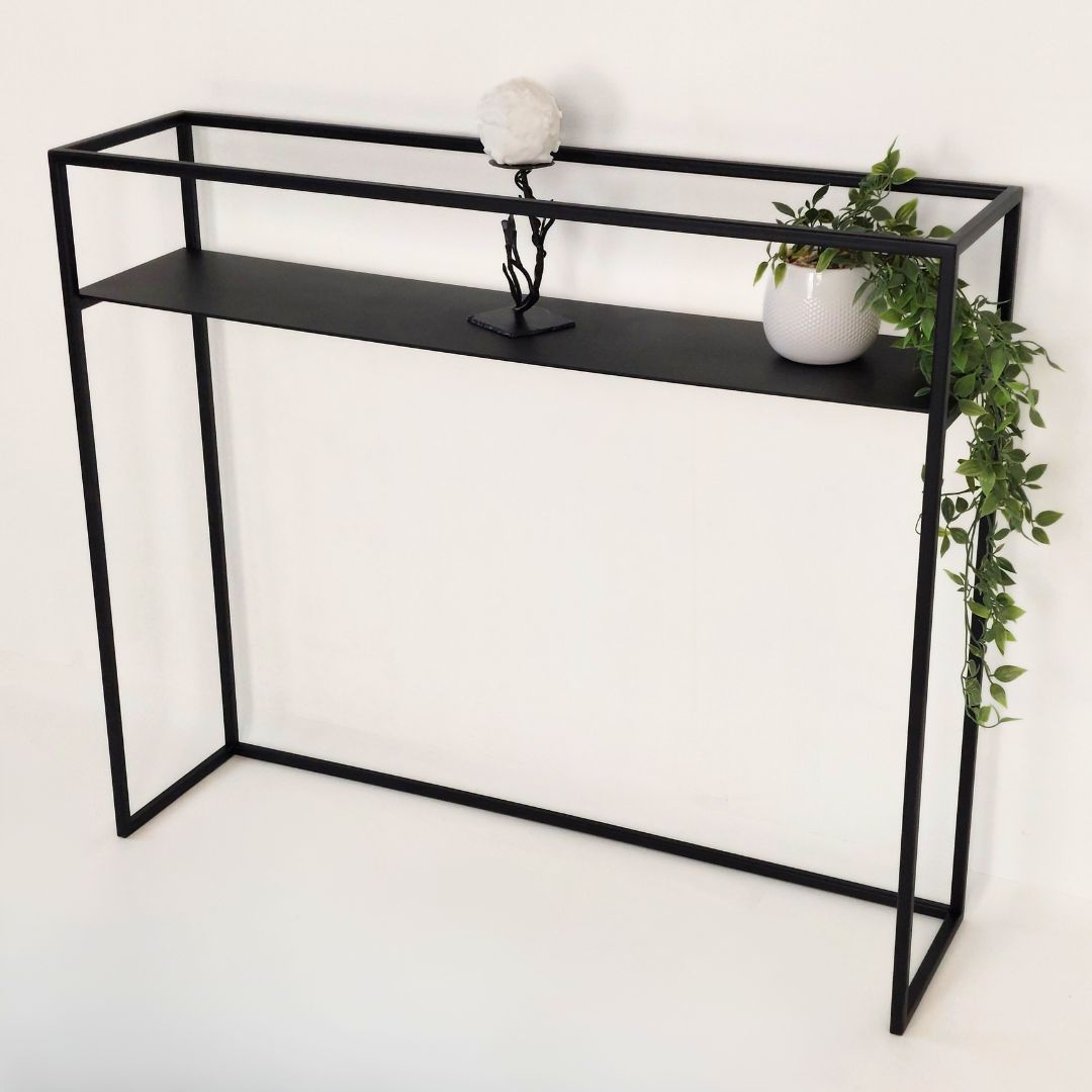 moderni minimalistinė konsolinė lentyna