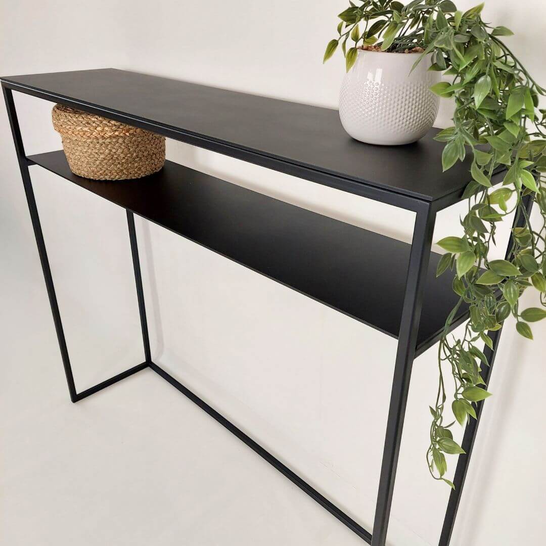 konsolė, minimalistinio stiliaus pastatoma lentyna