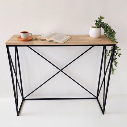 minimalistinis konsolinis staliukas prieškambariui