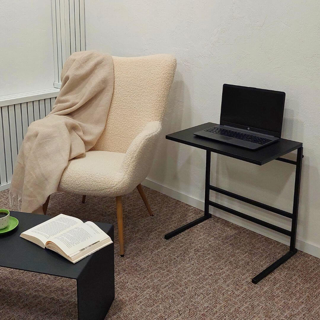 ergonomiškas reguliuojamas kompiuterio staliukas darbo kambariui