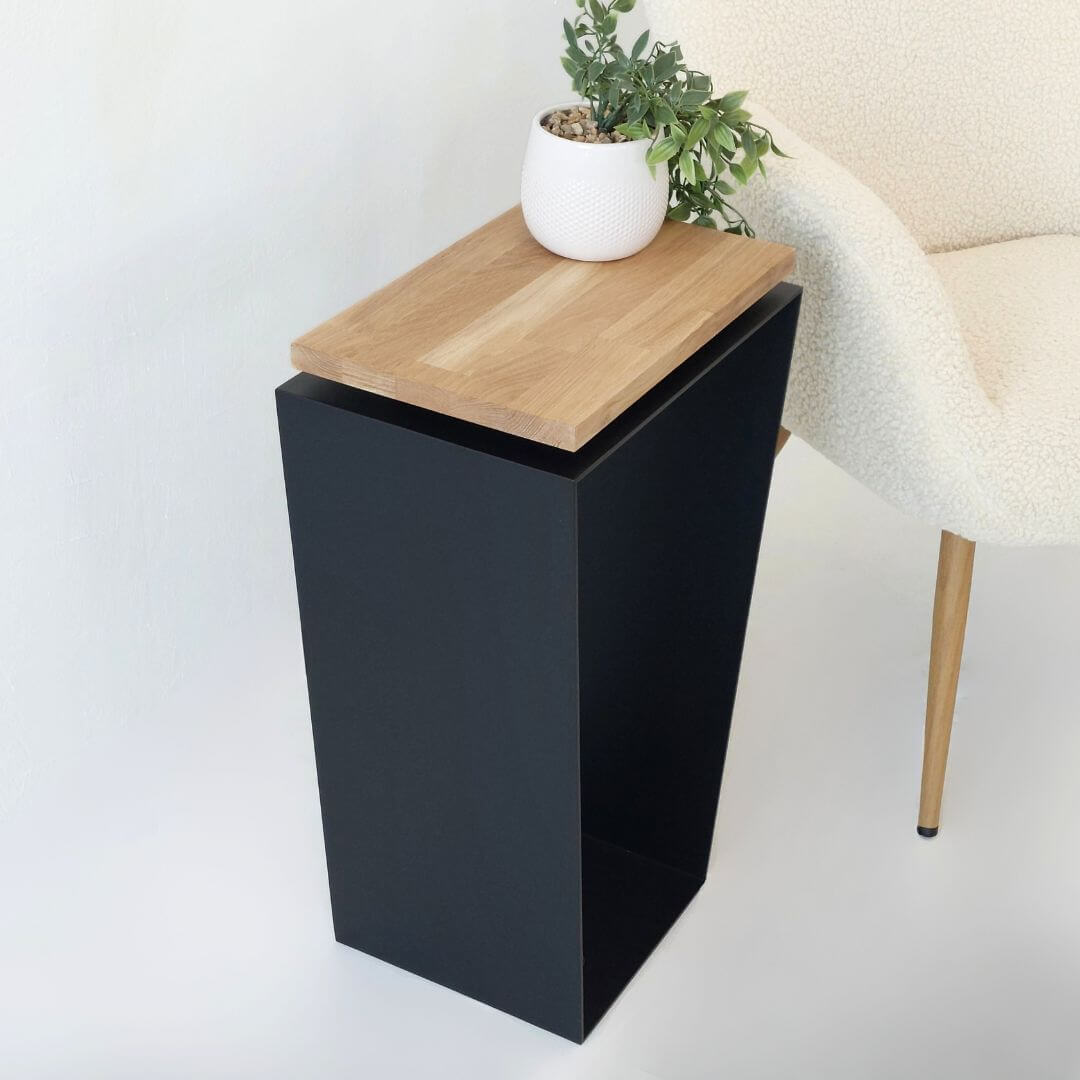 stilingas svetainės staliukas, gaminamas pagal individualius išmatavimus