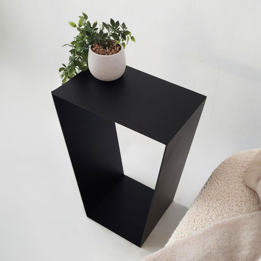 žurnalinis staliukas sveteinei